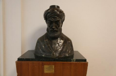 Maimonides ,  1925